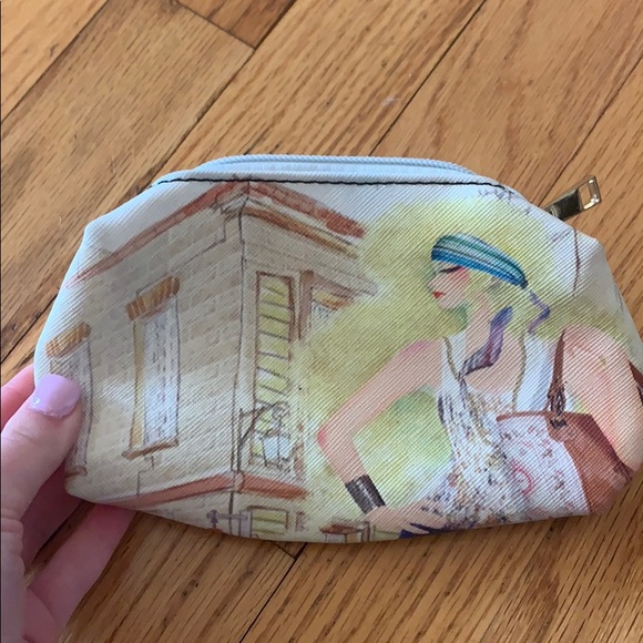 Hand bag with three parts to it - Picture 2 of 12